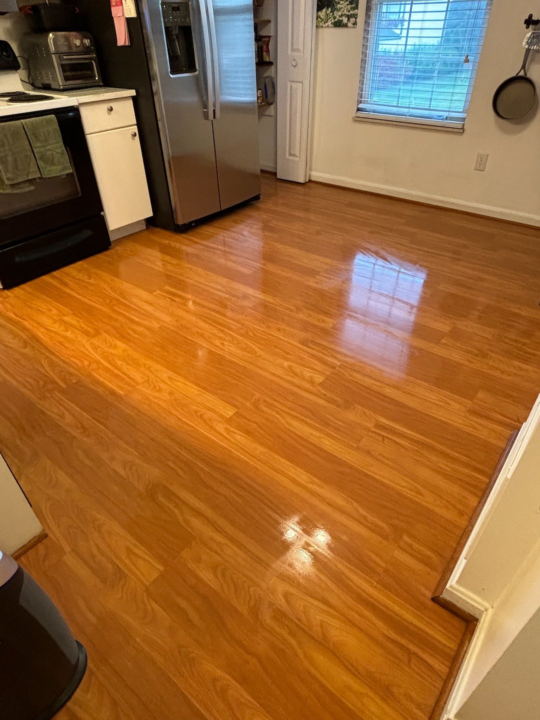 Hardwood & Laminate Floor Cleaning And Wax Removal Pittsburgh PA 1