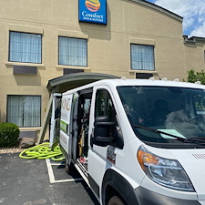 Pittsburghs-Hotel-Carpet-Cleaners-Commercial-Floor-Cleaning-1 2