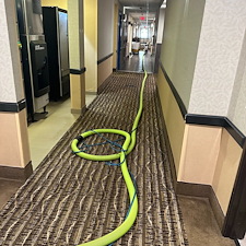 Pittsburghs-Premier-Carpet-Floor-Cleaning-for-Restaurants-Hotels 0