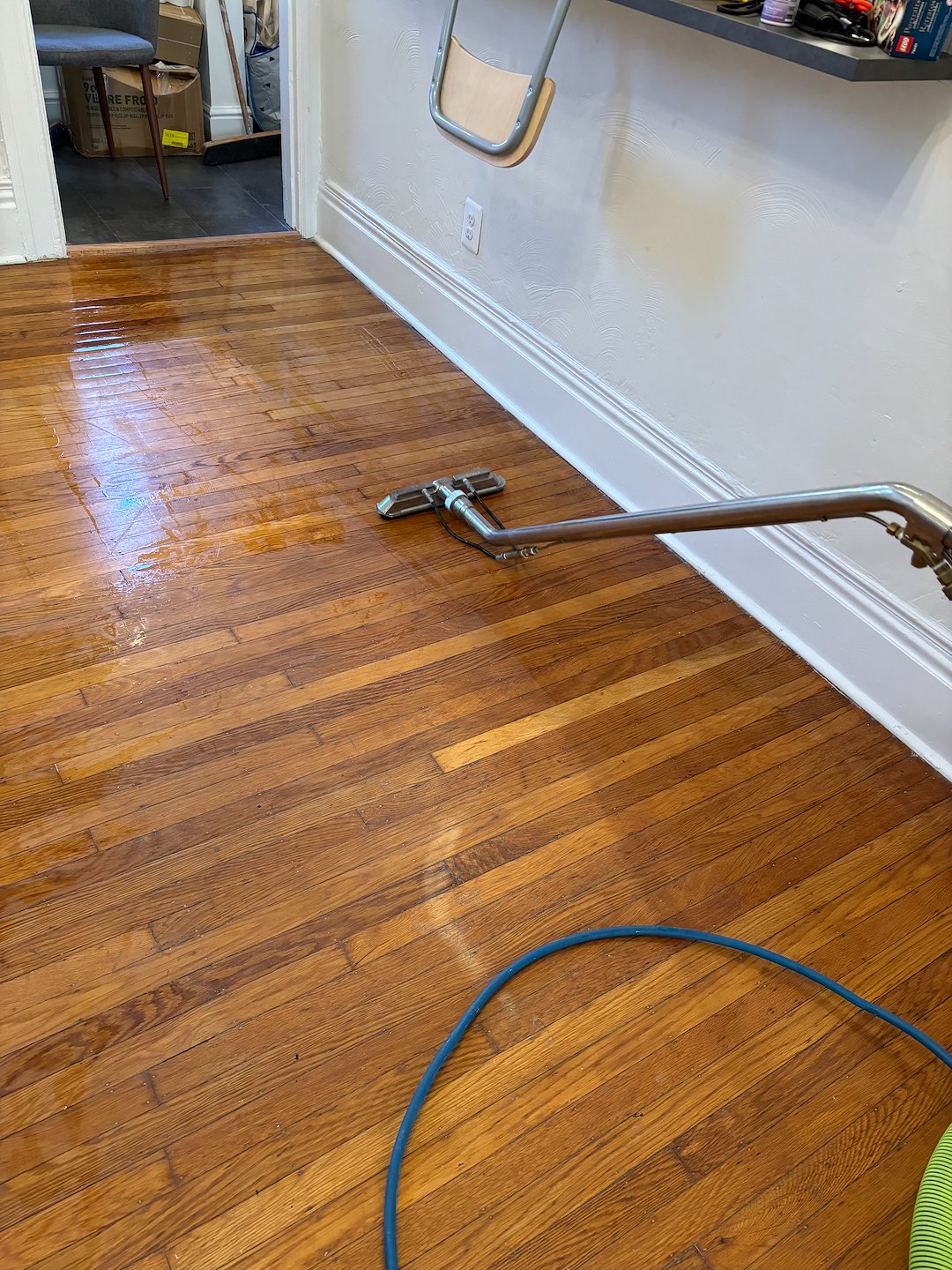 Sandless Hardwood Floor Refinishing Pittsburgh | Dustless Cleaning