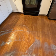 The-Ultimate-Guide-to-Hardwood-Laminate-Floor-Cleaning-and-Wax-Removal-in-Wexford-and-Cranberry-Township-PA 2