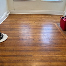 The-Ultimate-Guide-to-Hardwood-Laminate-Floor-Cleaning-and-Wax-Removal-in-Wexford-and-Cranberry-Township-PA 3